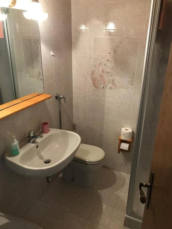 Affittacamere Iragidor Cortina d'Ampezzo Ruang foto