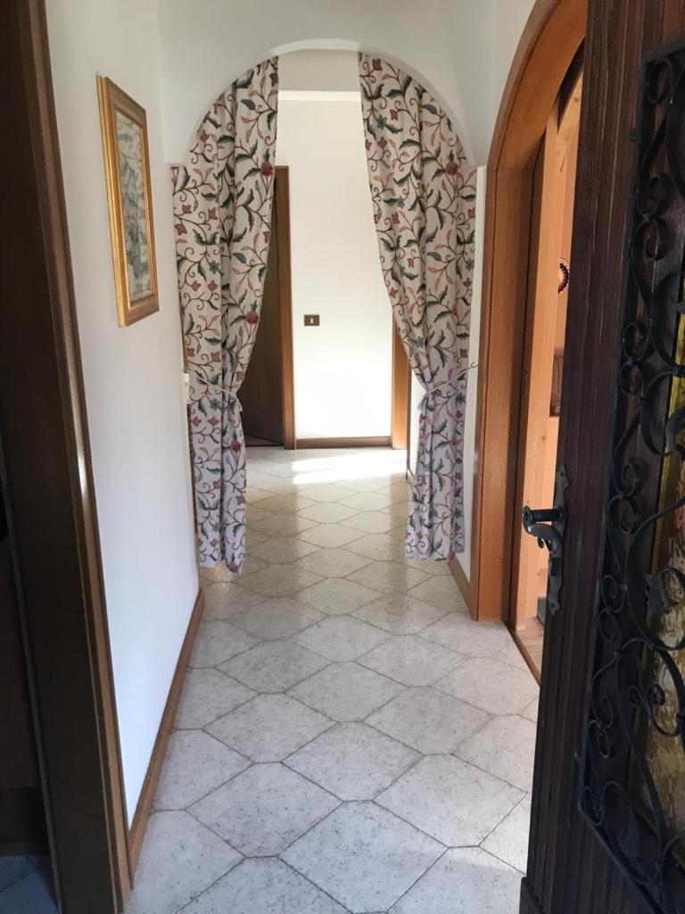 Affittacamere Iragidor Cortina d'Ampezzo Ruang foto
