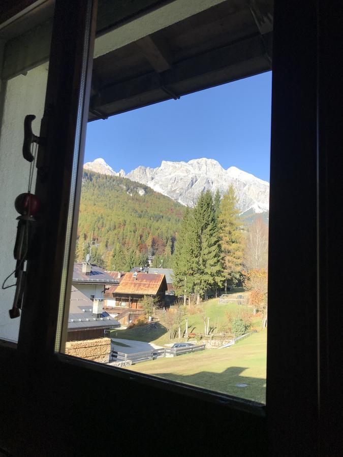 Affittacamere Iragidor Cortina d'Ampezzo Bagian luar foto